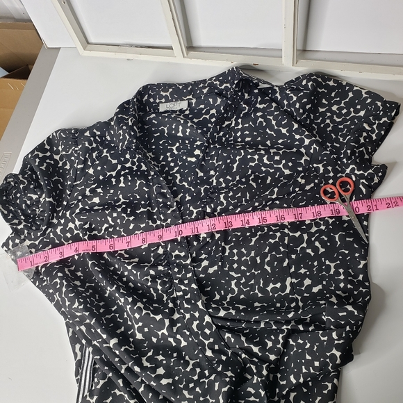 Ann Taylor Petites Genuine Wrap Blouse puffy cap sleeves grosgrain ribbon tie ♡ - Picture 10 of 10